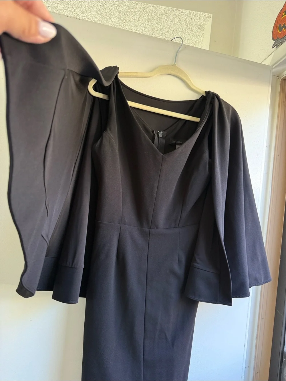 Classic Black V-Neck Sheath Dress with Cape Sleeve - Picture 3 of 9